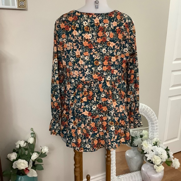 Floral boh smock top MEDIUM - Picture 5 of 8